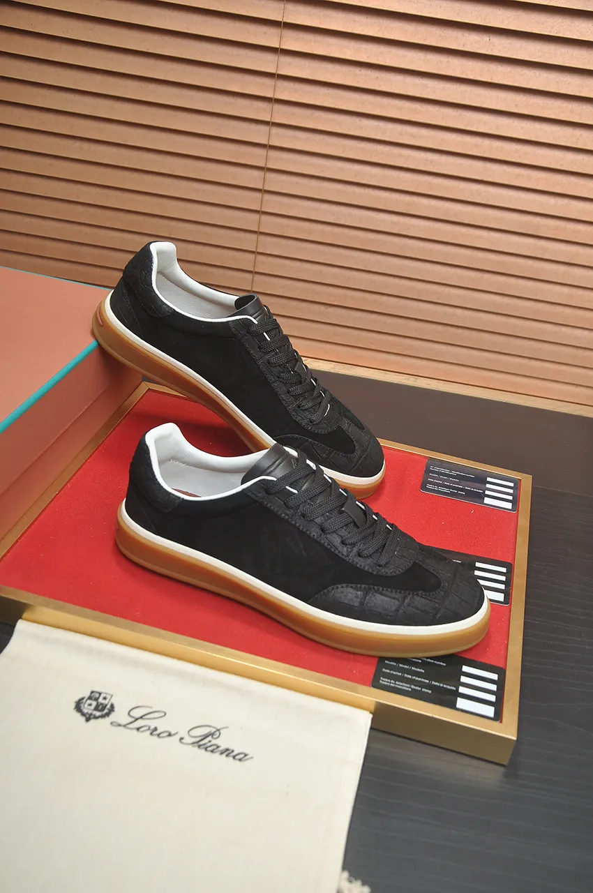 Men's men's shoes 💰580💶[𝐥𝐨𝐫𝐨 𝐏𝐢𝐚𝐧𝐚] lp classic loafers, an Italian treasure brand, the only brand that can match Hermès! Only after wearing it do we realize that we cannot let down our feet. The upper is imported cashmere, the lining of water-dyed cowhide ➕ the cowhide feet, the official original glass rubber outsole, and the pendant. Exclusive original packaging (tag ➕ brand paper ➕ outer box ➕ hand bag) code number: 38-46 (45 46 customized)